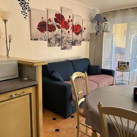 Le Noisetier Apartment Cavalaire-sur-Mer Bagian luar foto